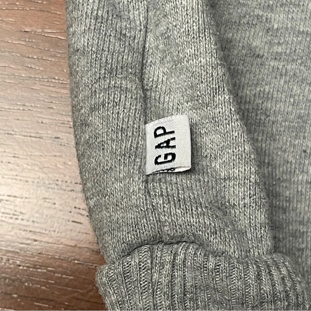 GAP Kids Gray Knit Sweater Butterfly, Sparkly kids size XL